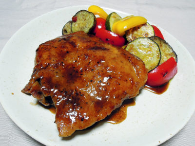鶏もも肉のイタリアン風照り焼き　夏野菜のマリネ添え