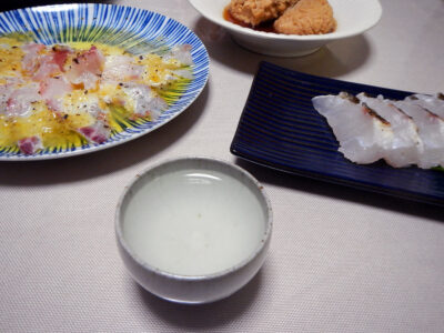 京の春　伊根町うらなぎの常温で真鯛の炙りや塩ゆず・カルパッチョ、真子の煮つけをいただく