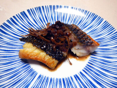 黒鯛のソテー　バルサミコごぼうソース