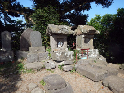 三浦富士山頂で休憩